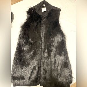Calvin Klein Black Faux Fur Sweater Vest Size L